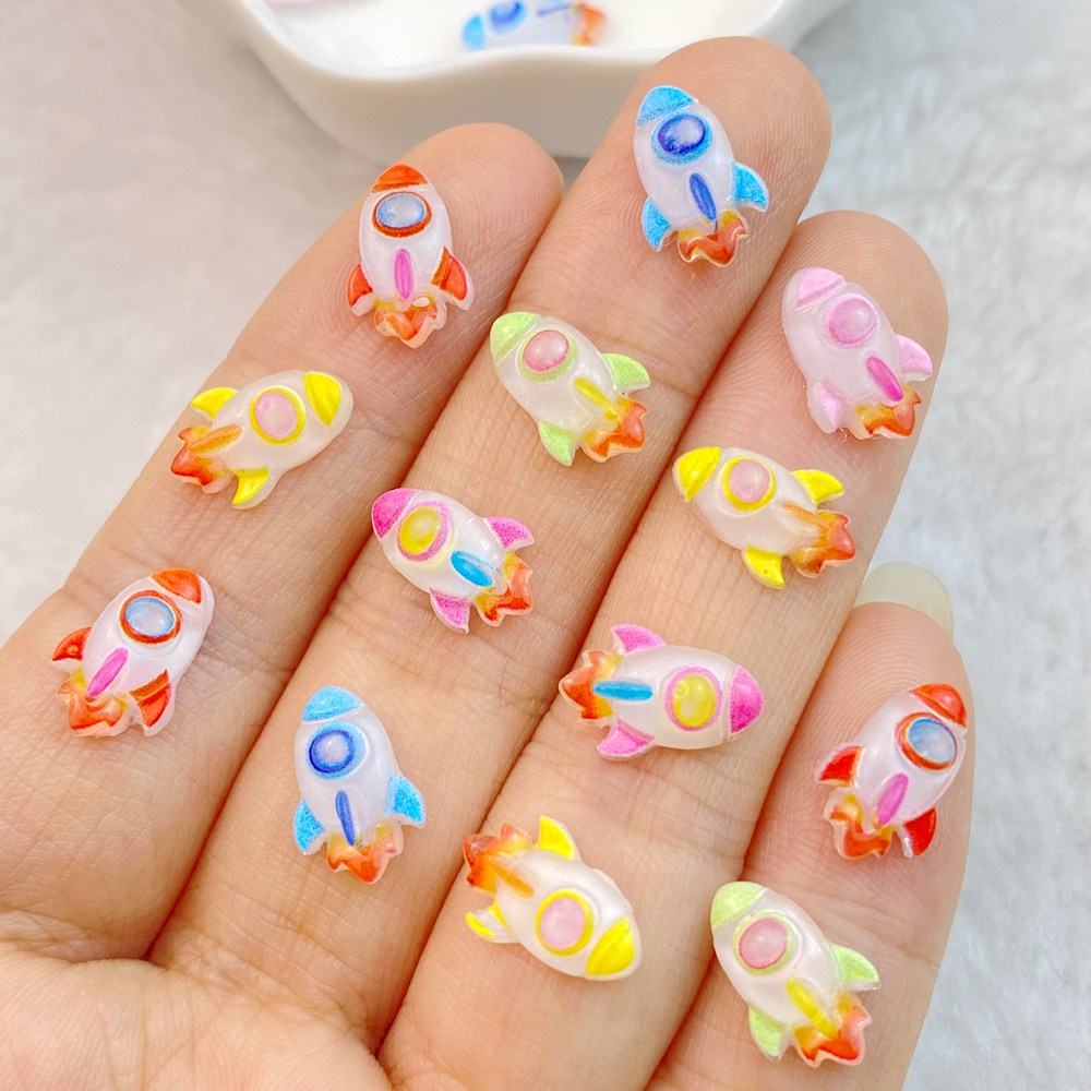 50Pcs New Mixed Nail Art Resin - огляд і ціна Art And Craft Rocket